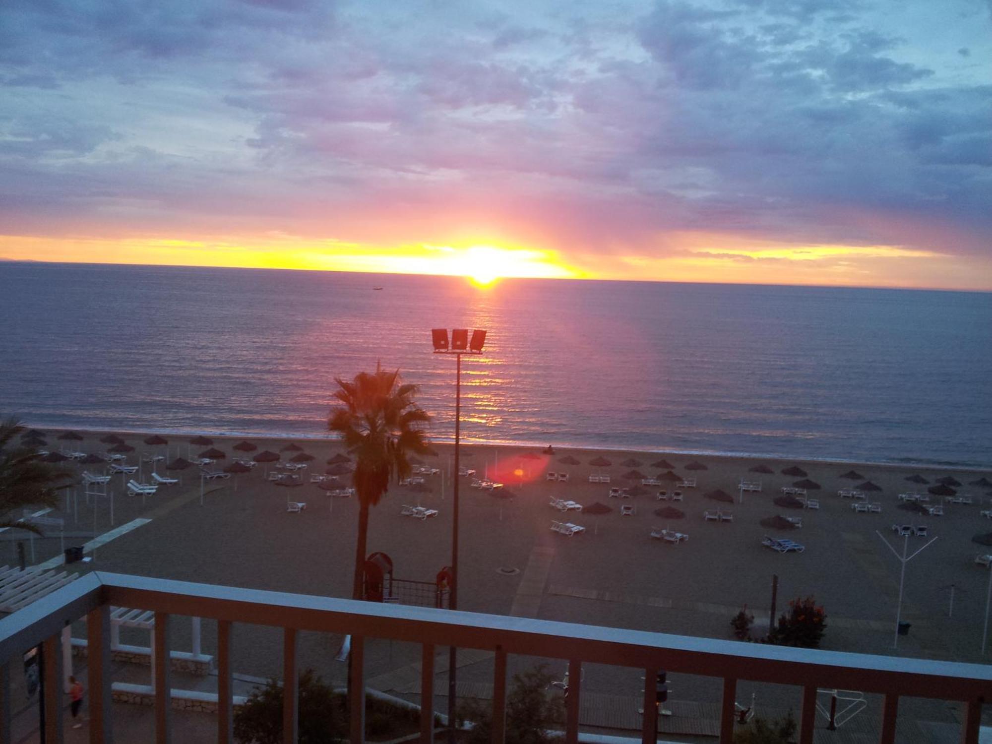 Fuengirola Playa Carina Apartment Екстериор снимка